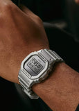 CASIO G-SHOCK DIGITAL METALLIC SILVER DIAL SILVER RESIN BAND DW5600FF-8D