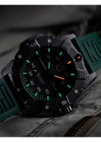 LUMINOX MASTER CARBON SEAL AUTOMATIC BLACK DIAL GREEN BAND XS.3877