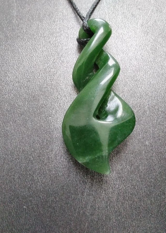 NZ GREENSTONE TWIST 65MM BD212 65MM