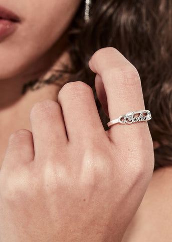 STOLEN GIRLFRIENDS CLUB SCRIPTED PIN RING SIZE Q JWL26-VD-7