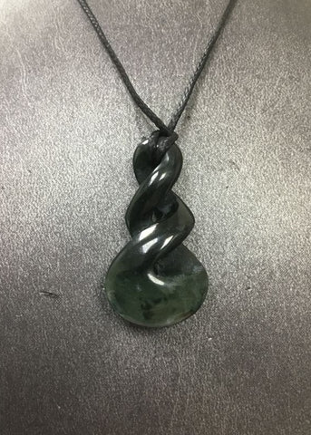NZ GREENSTONE TWIST 45MM BD214  45MM