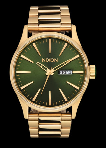 NIXON SENTRY SS GOLD / GREEN SUNRAY DIAL A356 1919-00