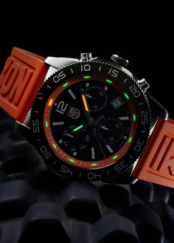 LUMINOX PACIFIC DIVER BLACK DIAL CHRONOGRAPH ORANGE BAND